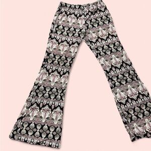 Try This Bohemian Patterned Pants